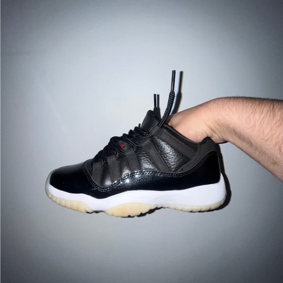 Air Jordan 11 Retro Low '72-10' - Picture 2 of 8
